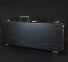 00885978753253 Fender Deluxe Molded Case For Stratocaster And Telecaster