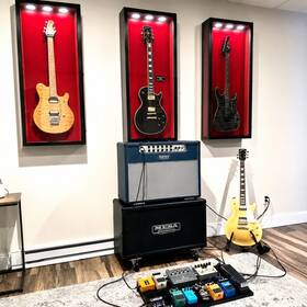 Chiburashka3 822426406644 Guitar Display Case 3 Pack Led Light Black And Red Wood Gibson Fender Rack Cabinet