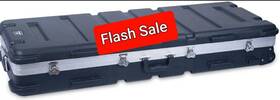 Cra988k Crossrock 88/76-key Keyboard Case With Wheels Pe Injection Hardshell Store Display