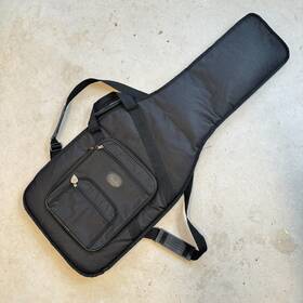 24057 Fender Deluxe Gig Bag Mint