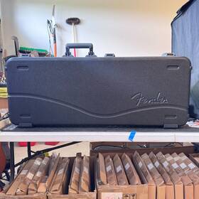 Dc241 Fender Deluxe Molded Tsa Strat/tele Case Mint