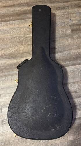 Fpm-77-om Fender Paramount Molded Acoustic Guitar Case New One Clasp Damaged