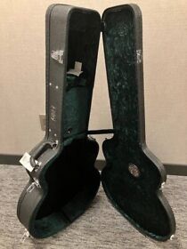 005-0530-001 Guild Usa Deluxe Humidified Archtop Wood Case For Jumbo Acoustic Guitar