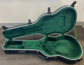 Skb 196271404415 Hard Acoustic Guitar Case With Tsa 002 Clip Nice
