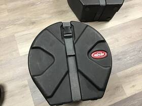 1skb-d1012 Skb Case Roto Molded Padded For 10 Inch X 12 Toms - Used