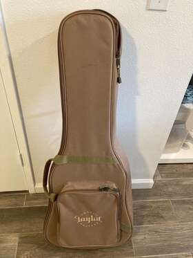 Taylor 887766107590 Structured Gig Bag For Dreadnought Acoustic Guitars