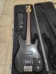 Peavey Foundation Usa Made 1990S Bass Guitar W/ Hard Case. Fixed Price $430.00.