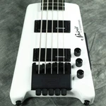 Steinberger Spirit Collection XT-25 Standard Bass White 5-STRINGS With Gig Bag. Fixed Price $661.35.