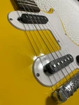Epiphone Les Paul Sl Graffiti Yellow Single Coil Padded Gig Bag Included. Fixed Price $245.00.