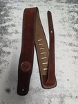 Levys DM1PD 3" Top Grain Larsen Wide Leather Deluxe Padded Guitar Strap Brown. Fixed Price $24.99.