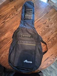 Faswin Guitar Bag Soft Case Gig Black Traveling With Handle & Zipper Pockets. Fixed Price $18.75.