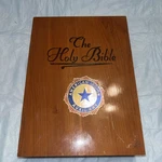 Vintage Memorial Bible Cedar Wood Case American Legion Auxiliary Protestant. Fixed Price $78.00.