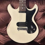 Gibson Players Vintage 1966 Melody Maker Electric Guitar W/ Case (pre-owned). Fixed Price $1084.55.