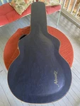 Alvarez Two Tone Hard Shell Dreadnought/jumbo Acoustic Guitar Case.. Fixed Price $200.00.