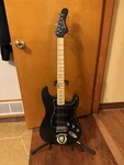 Hardluck Kings Bombshell Electric Guitar With Case. Fixed Price $395.00.