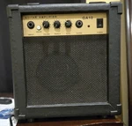Gearlux GA10 10-WATT Electric Guitar Amplifier Black. Fixed Price $30.00.