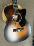 Martin 000C Jr-e Bass Junior Short Scale Acoustic/electric Burst W/ Case. Fixed Price $799.99.