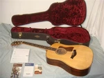 Taylor 810E Dreadnought Acoustic-electric Guitar With Hard Case Read!. Fixed Price $1699.00.