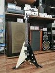 (morris) Hurricane Vivian Used 1980S Maple Neck Rosewood Fingerboard W/soft Case. Fixed Price $461.00.