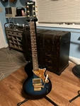 Gibson Maestro Electric Guitar Build-in-gorgeous Nifty Vibrola.. Fixed Price $520.00.